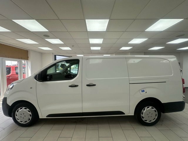 Vauxhall Vivaro Turbo D 2900 Edition White #11