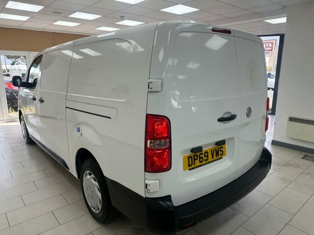 Vauxhall Vivaro 1.5 Turbo D 2900 Edition Panel Van Manu White #6