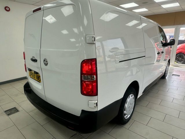 Vauxhall Vivaro Turbo D 2900 Edition White #8