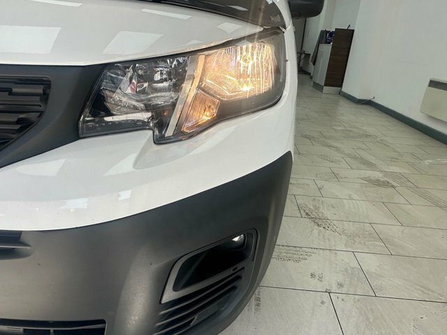 Peugeot Partner 1.5 Bluehdi 1000 Professional Standard Panel Van 5 White #17