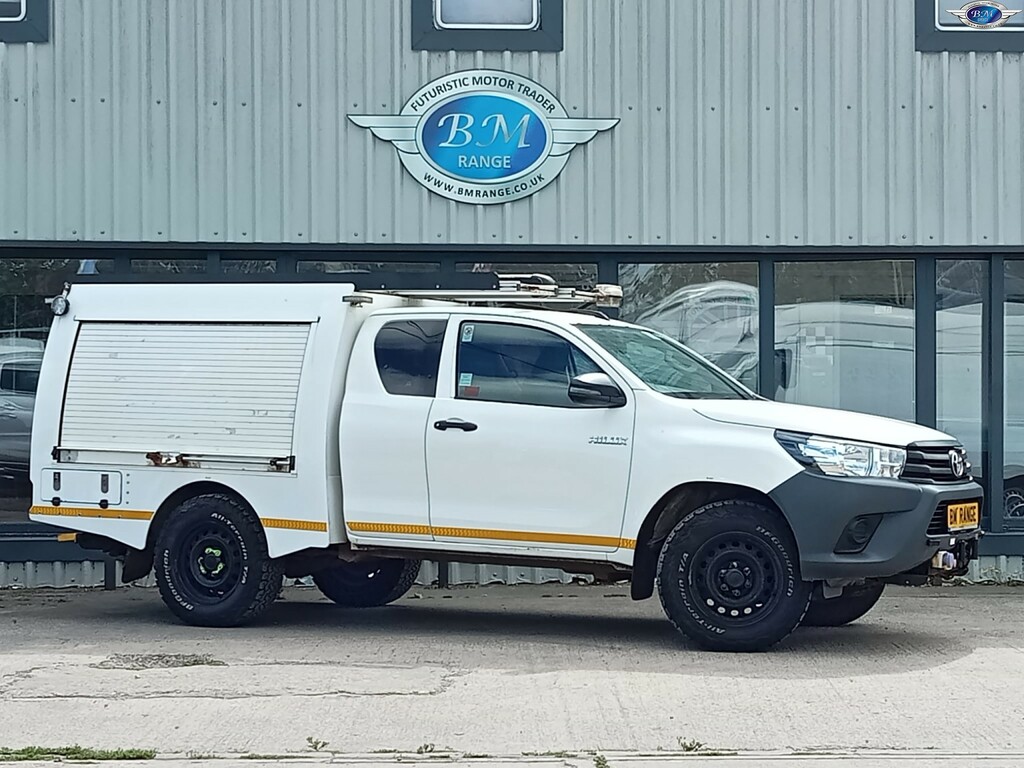 Toyota HILUX 2.4 D-4d Active 2018 White
