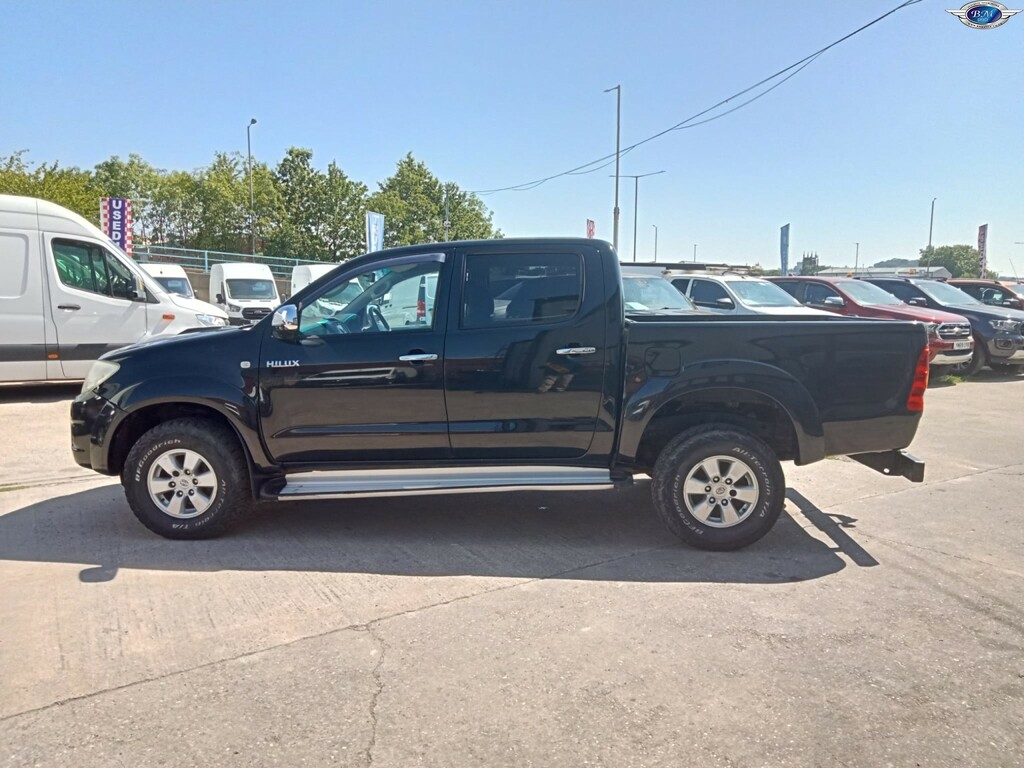 Toyota HILUX 2.5 D-4d Hl3 KM60HLV Black #4