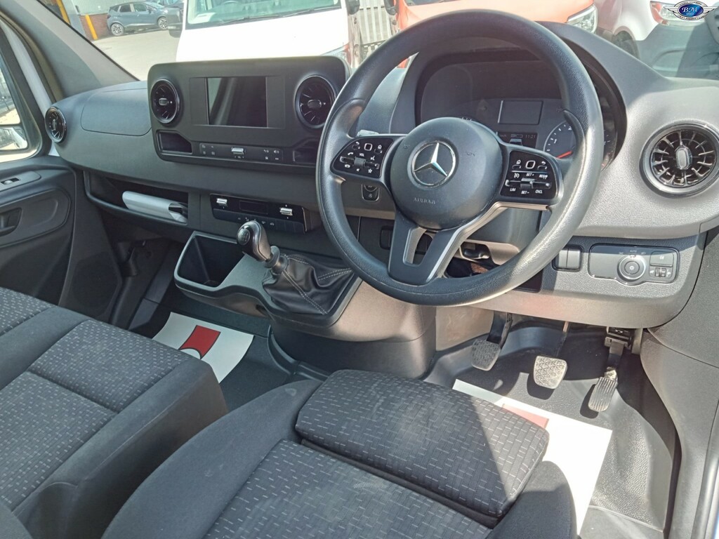 Mercedes-Benz Sprinter 2.0 315 Cdi Premium White #2