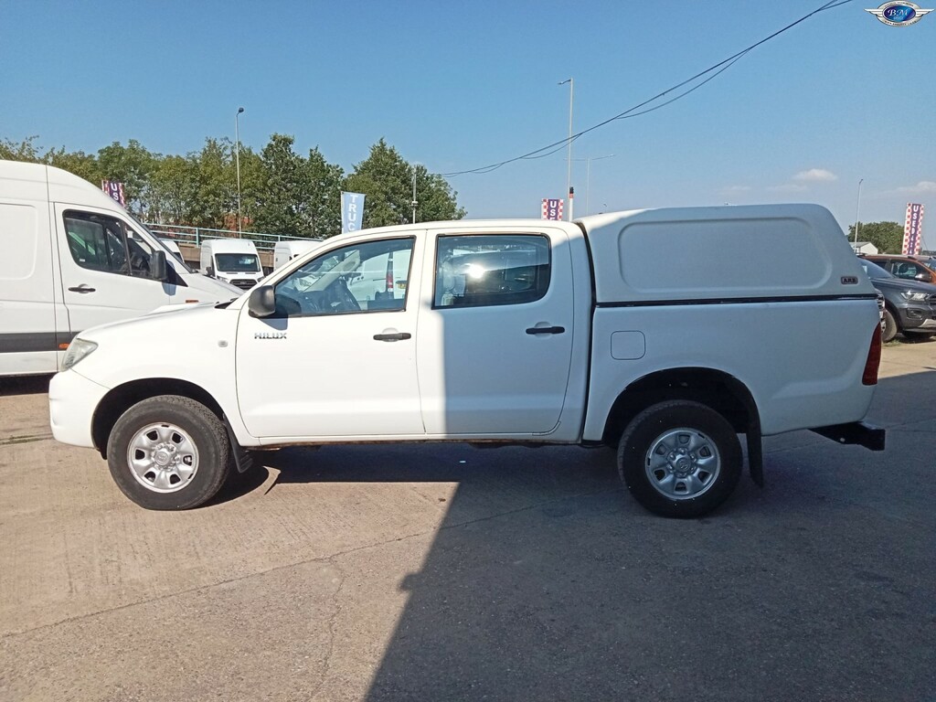 Toyota HILUX 2.5 D-4d Hl2 2011 White #4