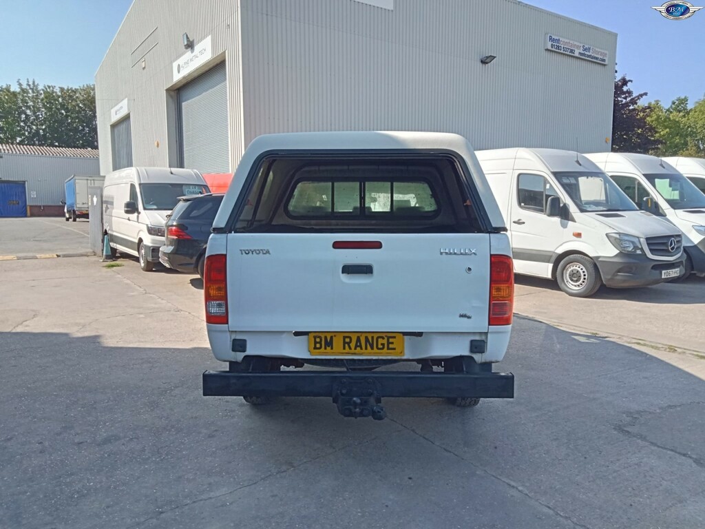 Toyota HILUX 2.5 D-4d Hl2 2011 White #6