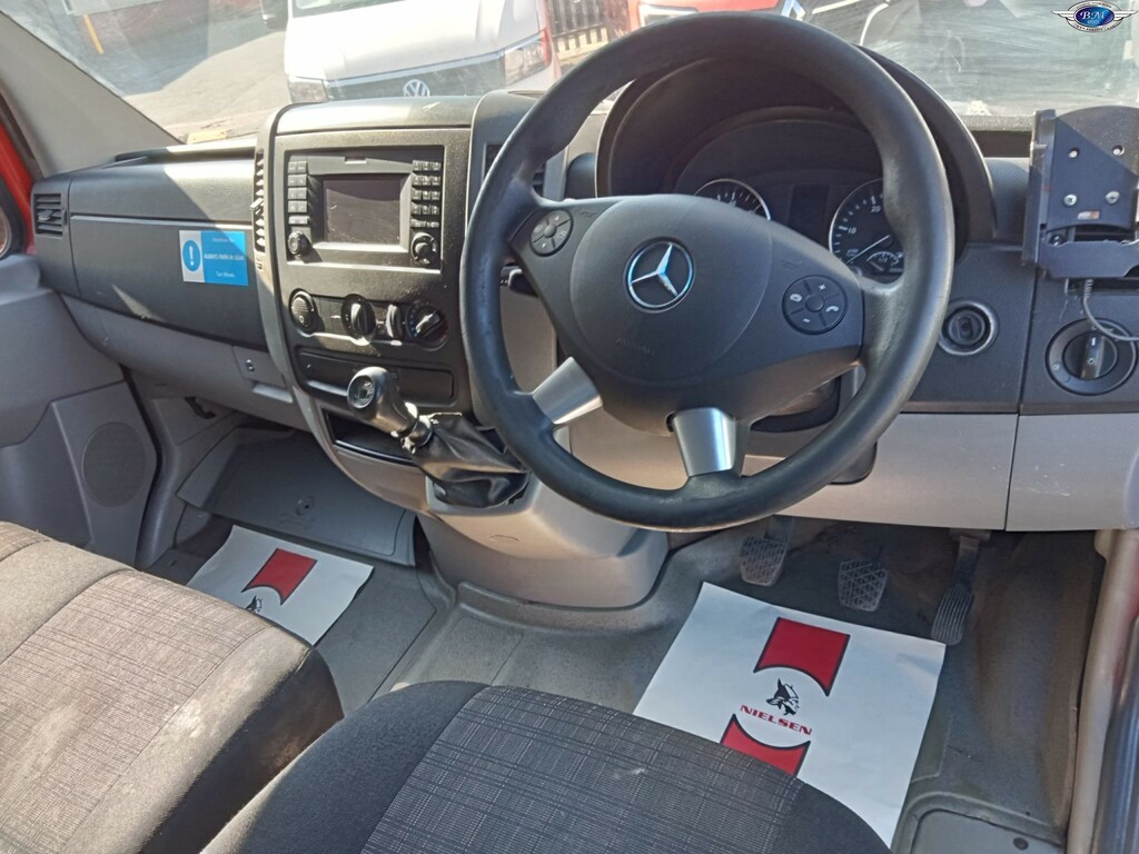 Mercedes-Benz Sprinter 2.1 310 Cdi Red #2