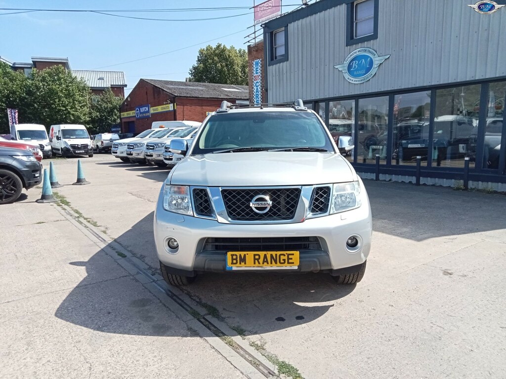 Nissan Navara 2.5 Dci Tekna Silver #3