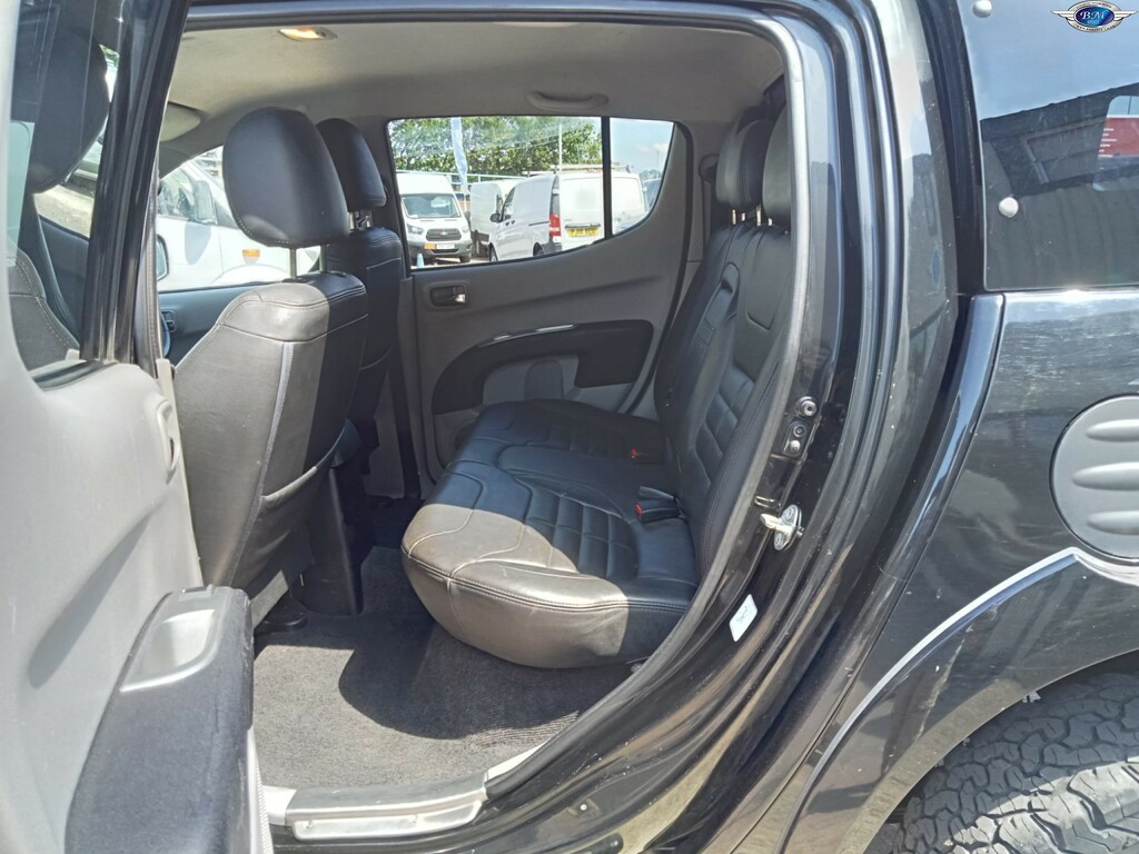 Mitsubishi L200 Red #16
