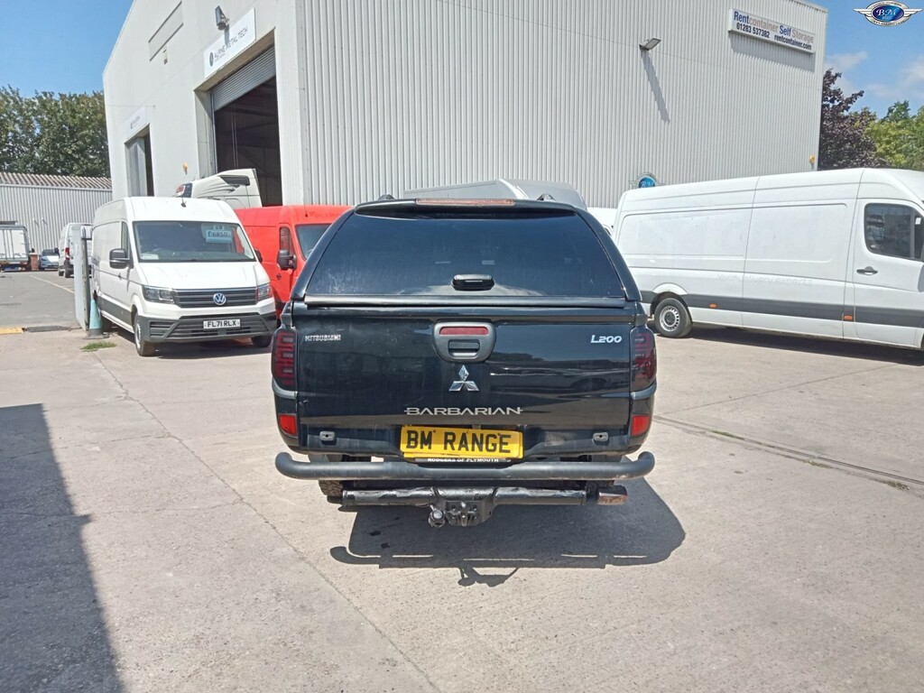 Mitsubishi L200 2.5 Di-d Barbarian Black #6