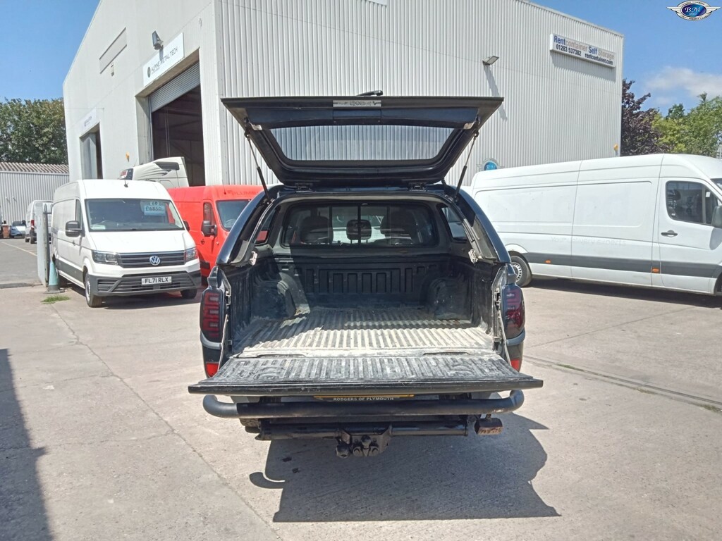 Mitsubishi L200 Red #7