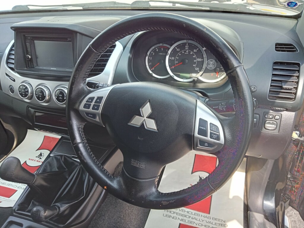 Mitsubishi L200 Double Cab Di-d Trojan White #11