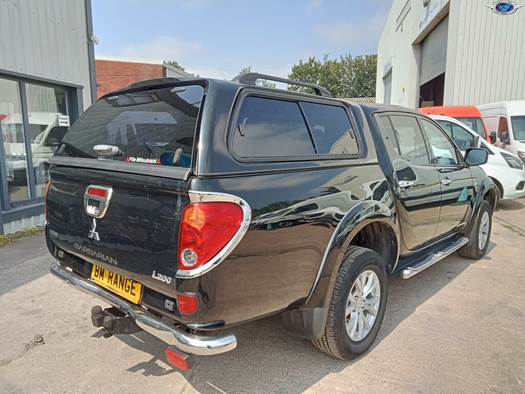 Mitsubishi L200 Double Cab Di-d Trojan White #8