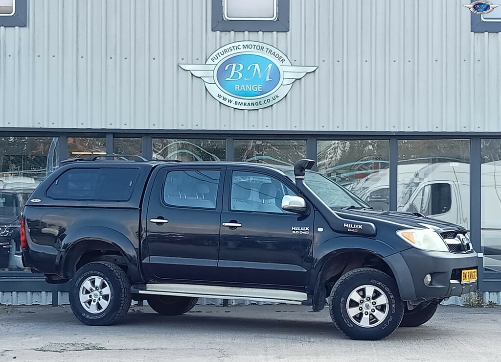 Toyota HILUX 4X4 D-4d Dc 0D White #1