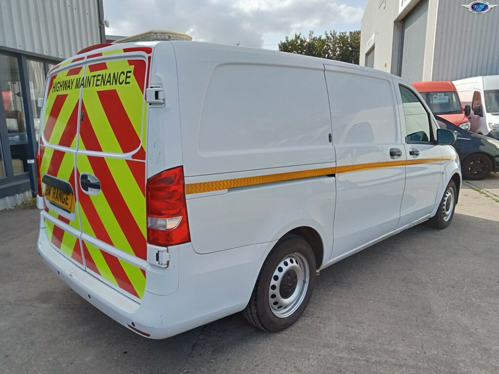 Mercedes-Benz Vito 114 Cdi Progressive Panel White #10