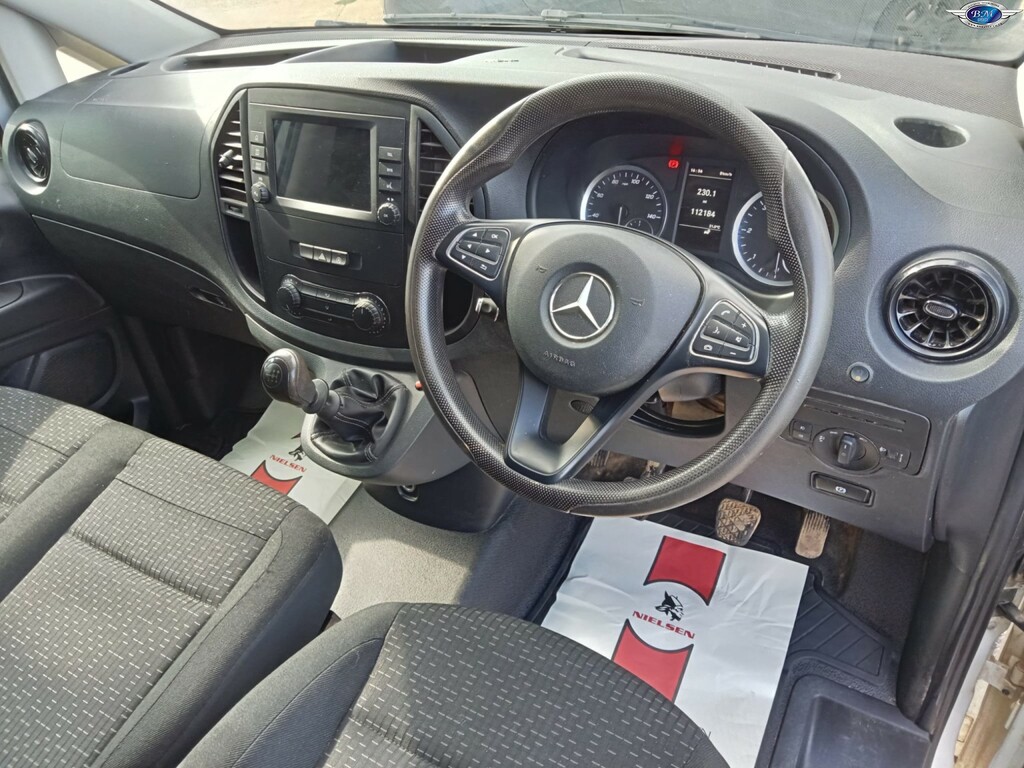 Mercedes-Benz Vito 1.7 114 Cdi Progressive White #2