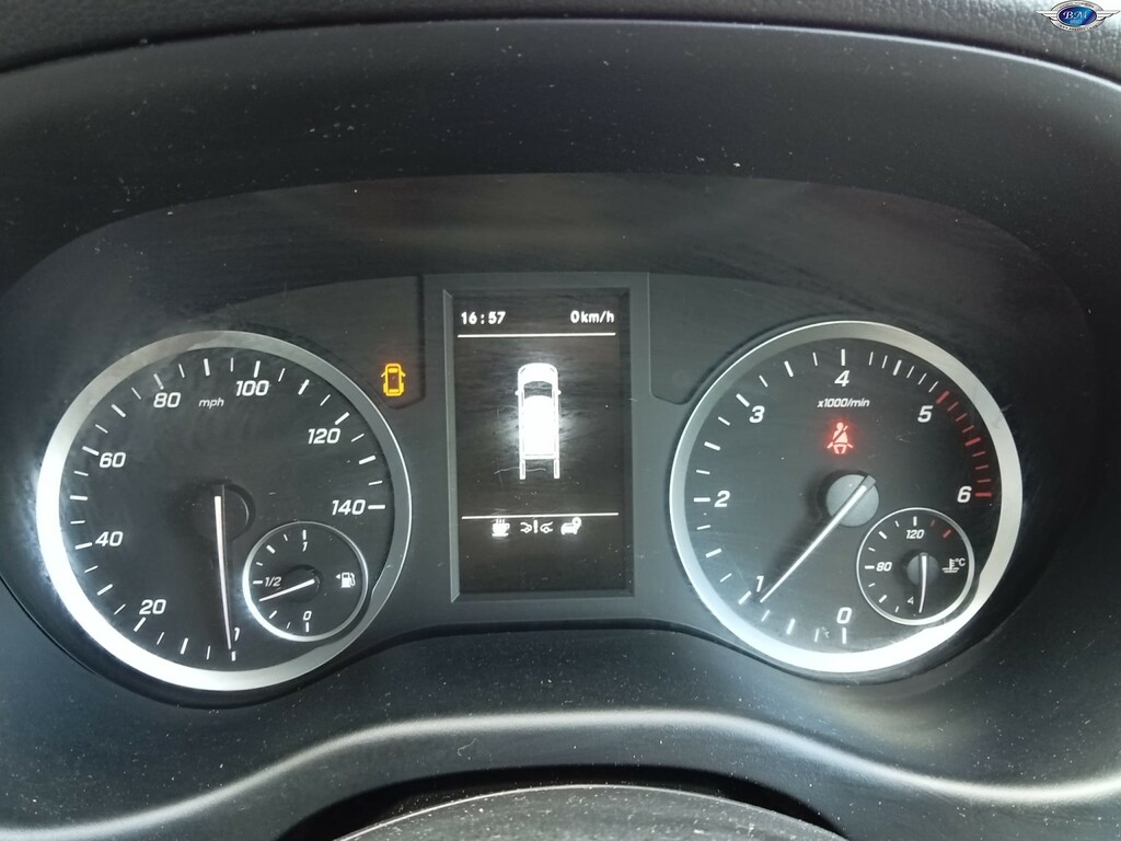 Mercedes-Benz Vito 114 Cdi Progressive Panel White #14