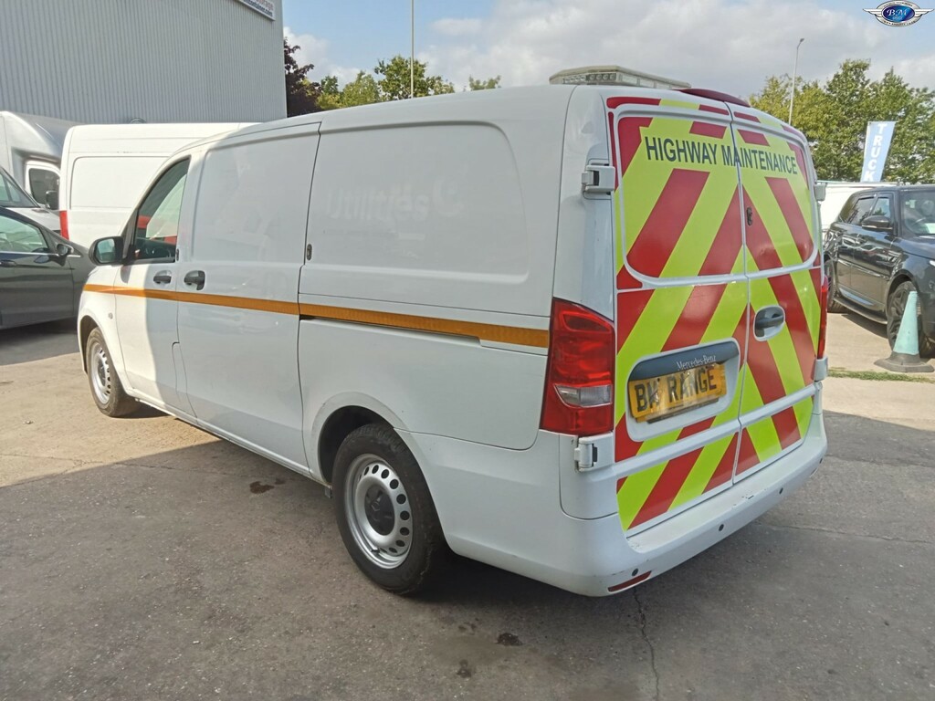 Mercedes-Benz Vito 1.7 114 Cdi Progressive White #6