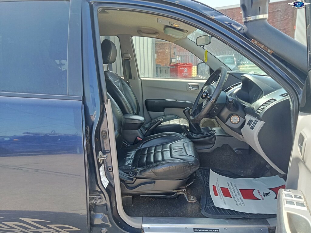 Mitsubishi L200 2.5 Di-d Trojan 2010 Black #14