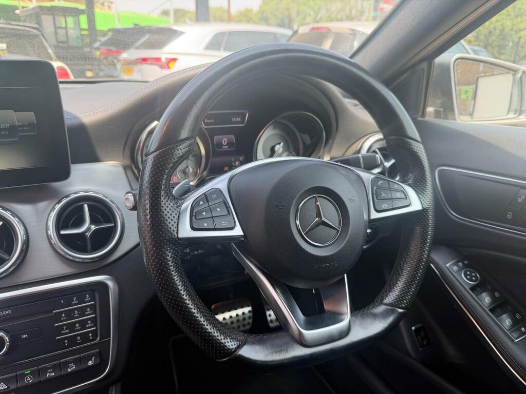 Mercedes-Benz GLA Class Amg Line White #16