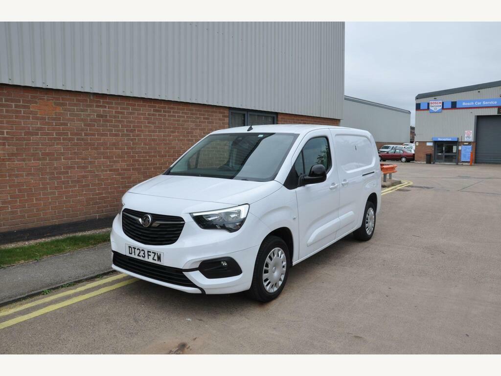 Vauxhall Combo 1.5 Turbo D 2300 Pro L2 H1 Euro 6 S S White