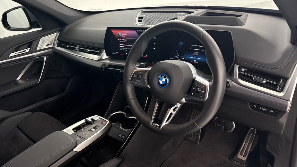 BMW iX1 Ix1 Edrive20 M Sport YK25GST #6