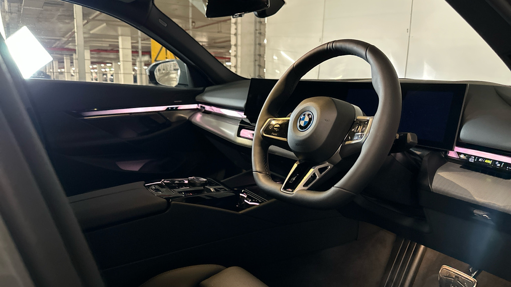 BMW 5 Series 530E M Sport Pro Saloon #6