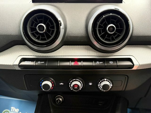 Audi Q2 35 1.5 Tfsi 150 Sport S Tronic 2Wd Green #22