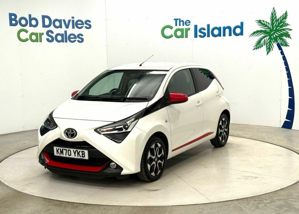 Toyota Aygo Vvt-i X-trend Hatchback White #3