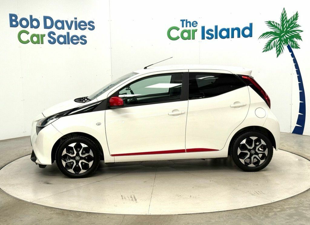 Toyota Aygo Vvt-i X-trend Hatchback White #5
