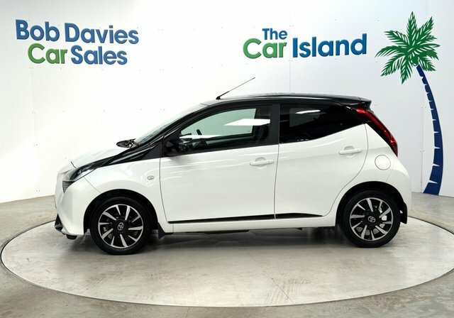 Toyota Aygo Vvt-i X-trend Hatchback Black #5