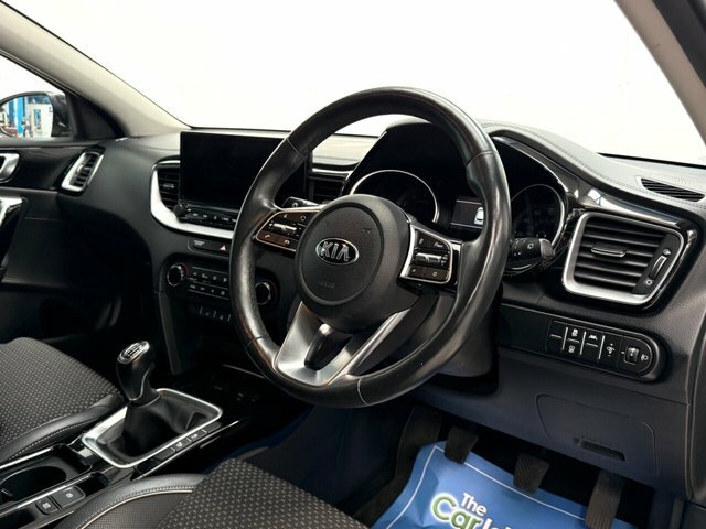 Kia Xceed 1.4L First Edition Yellow #14