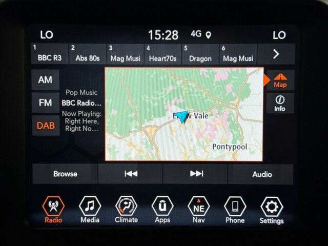 Jeep Renegade 1L Night Eagle White #17