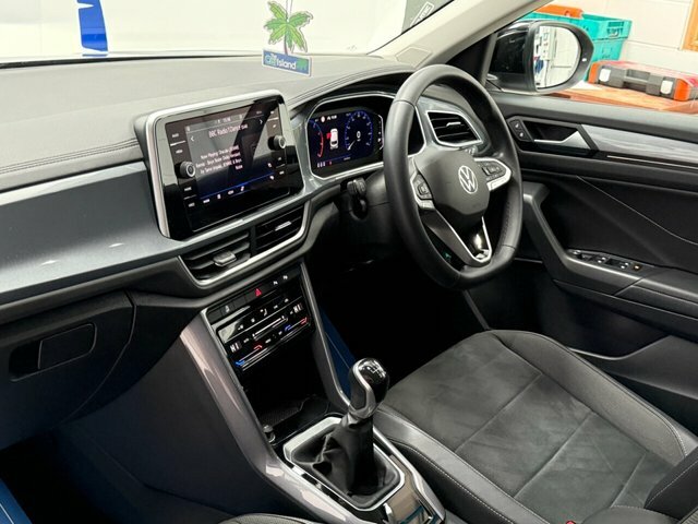 Volkswagen T-Roc Tsi Style Suv Black #4