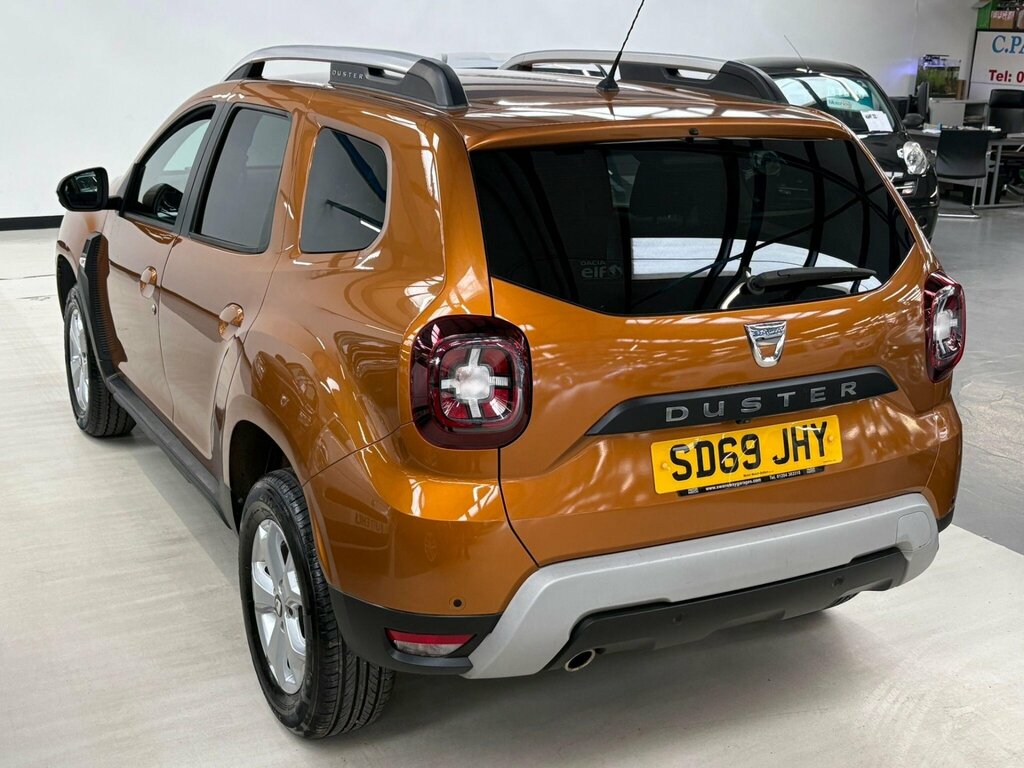 Dacia Duster 1.3 Tce Comfort Euro 6 Ss SD69JHY Orange #4