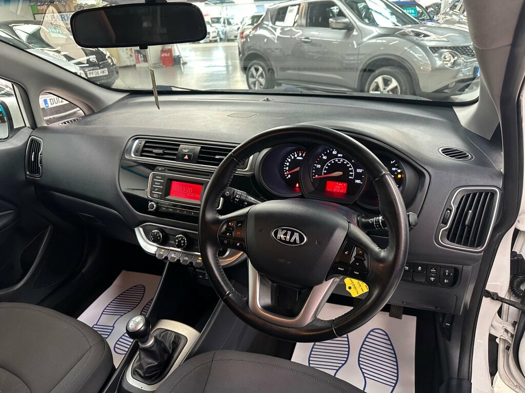Kia RIO 1.2 2 Isg 2015,20 Road Tax,bluetooth,air Con,parki Silver #13