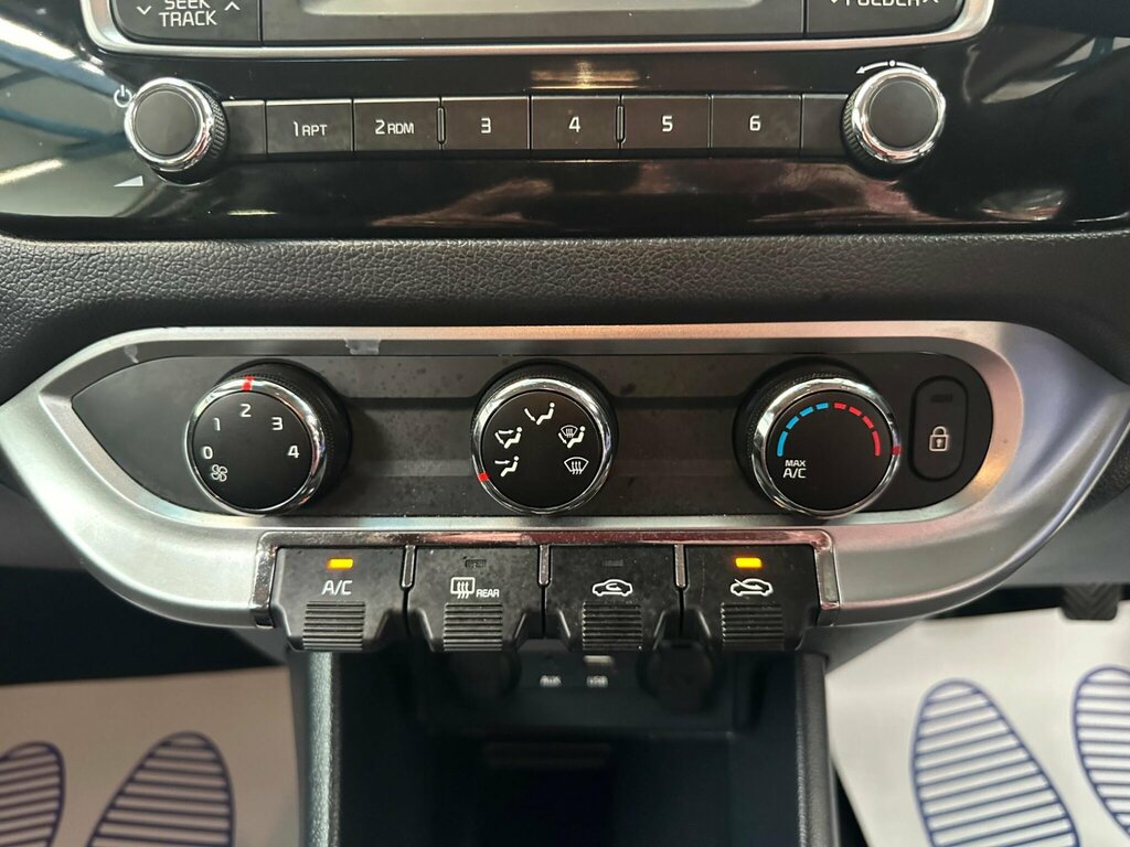 Kia RIO 1.2 2 Isg 2015,20 Road Tax,bluetooth,air Con,parki Silver #20