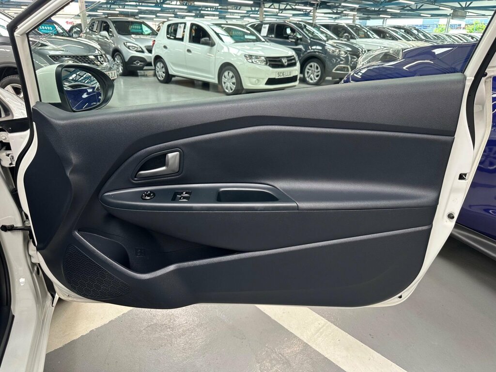 Kia RIO 1.2 2 Isg 2015,20 Road Tax,bluetooth,air Con,parki Silver #11