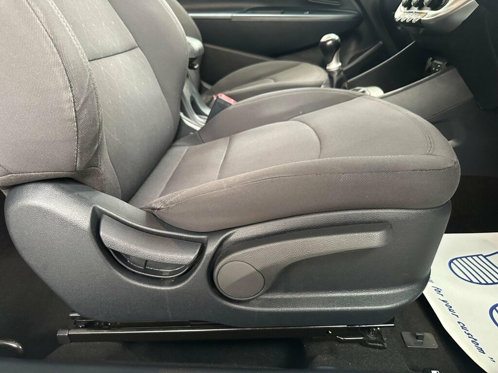 Kia RIO 1.2 2 Isg 2015,20 Road Tax,bluetooth,air Con,parki Silver #15