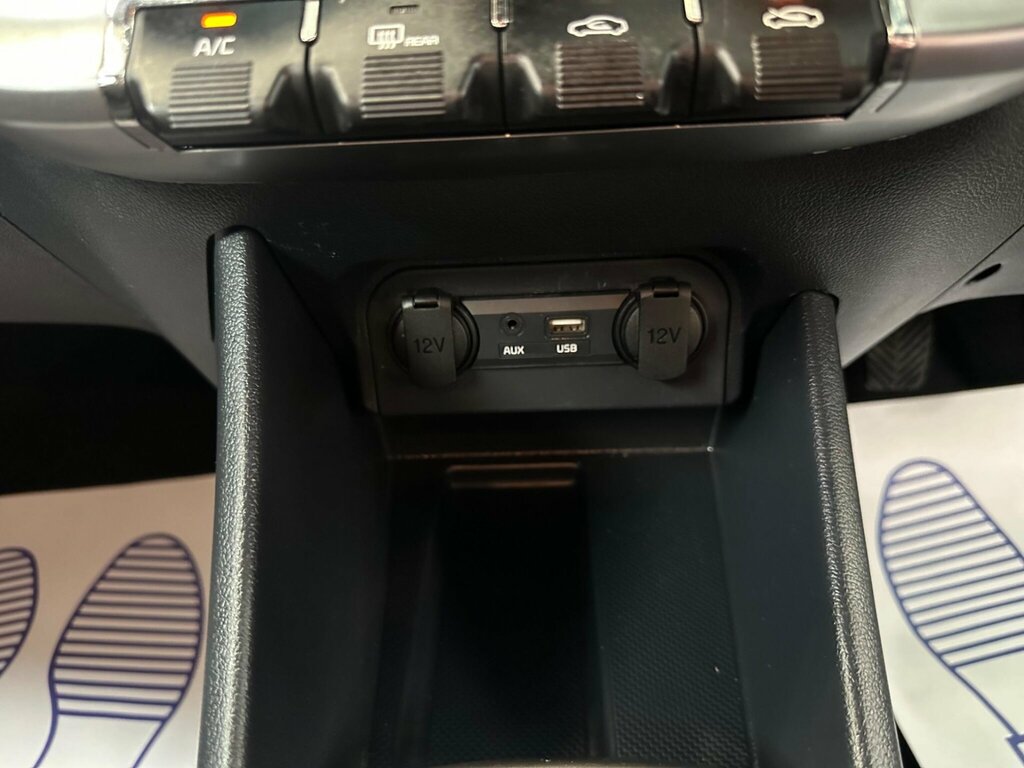Kia RIO 1.2 2 Isg 2015,20 Road Tax,bluetooth,air Con,parki Silver #21