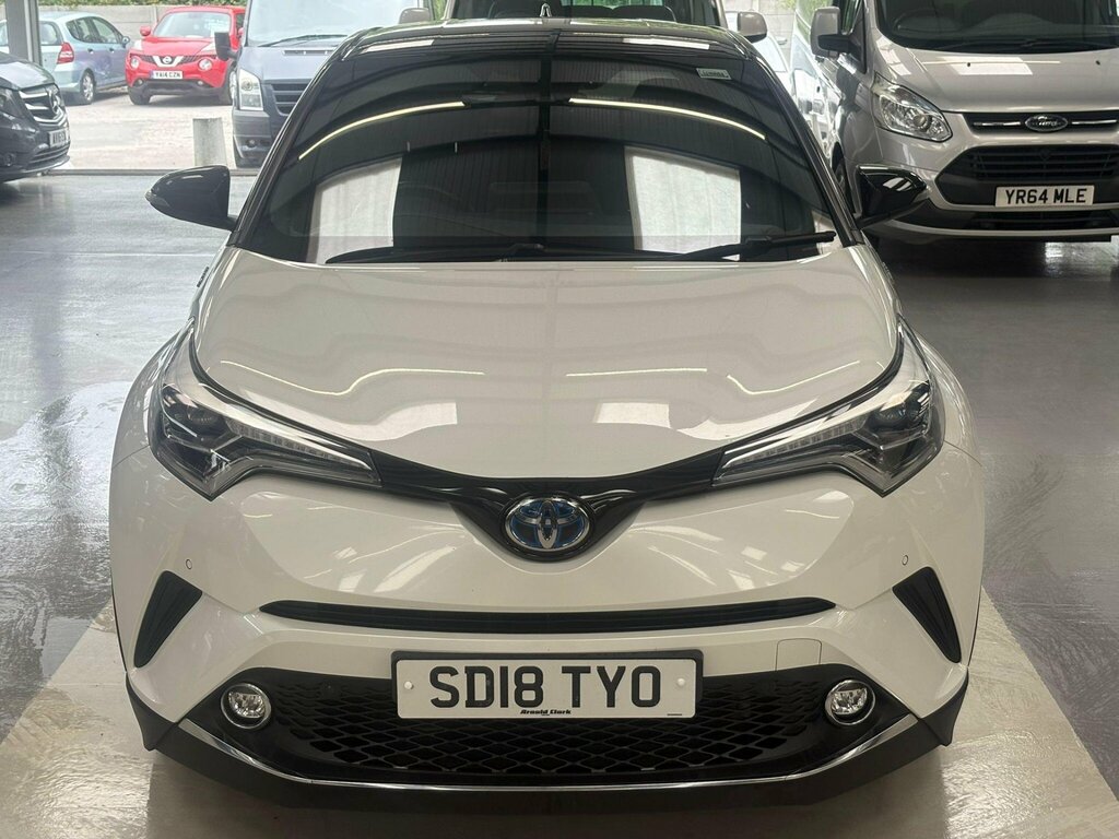Toyota C-Hr 1.8 Vvt-h Dynamic Cvt Euro 6 Ss White #3