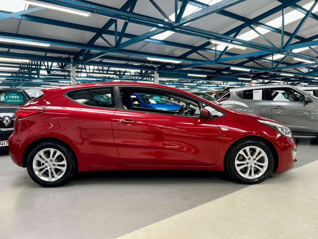 Kia Proceed 1.4 Vr7 Euro 5 Red #6