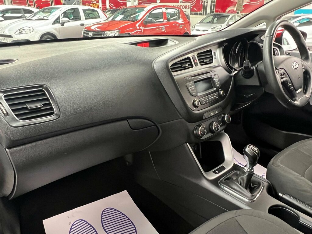 Kia Proceed Pro Ceed Crdi Se Tech Isg Red #14