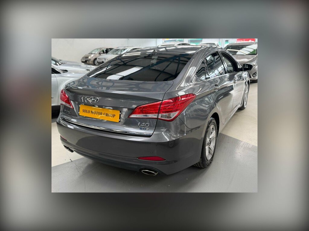 Hyundai I40 Estate 1.7 Crdi Premium 201212 Black #10