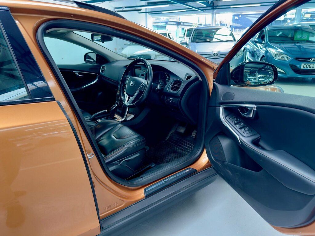 Volvo V40 Cross Country 1.6 D2 Lux Powershift Euro 5 Ss Brown #3