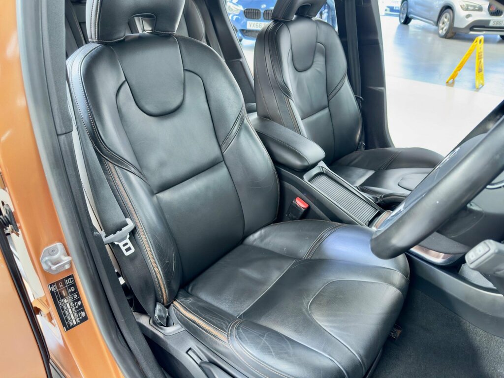 Volvo V40 Cross Country Se Red #27