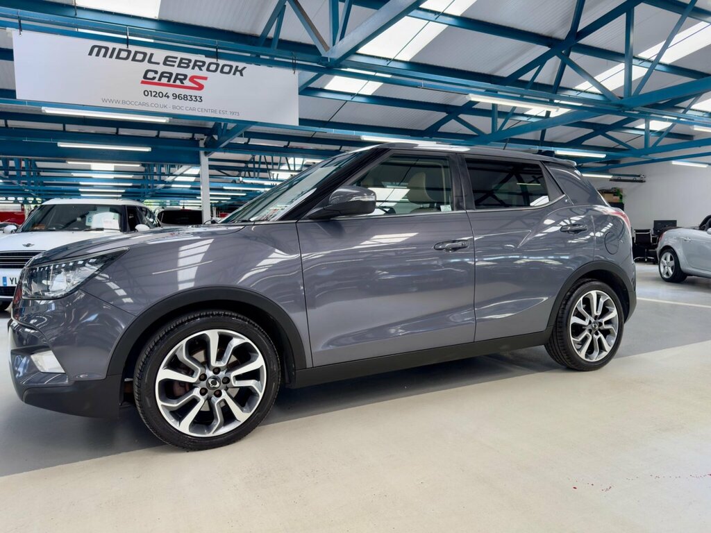 SsangYong Tivoli 1.6 E-xdi Elx 4Wd Euro 6 Grey #4