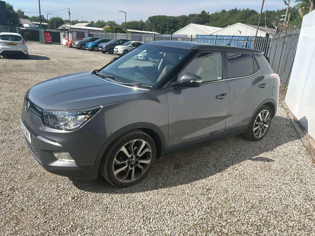 SsangYong Tivoli 1.6 E-xdi Elx 4Wd Euro 6 Grey #2