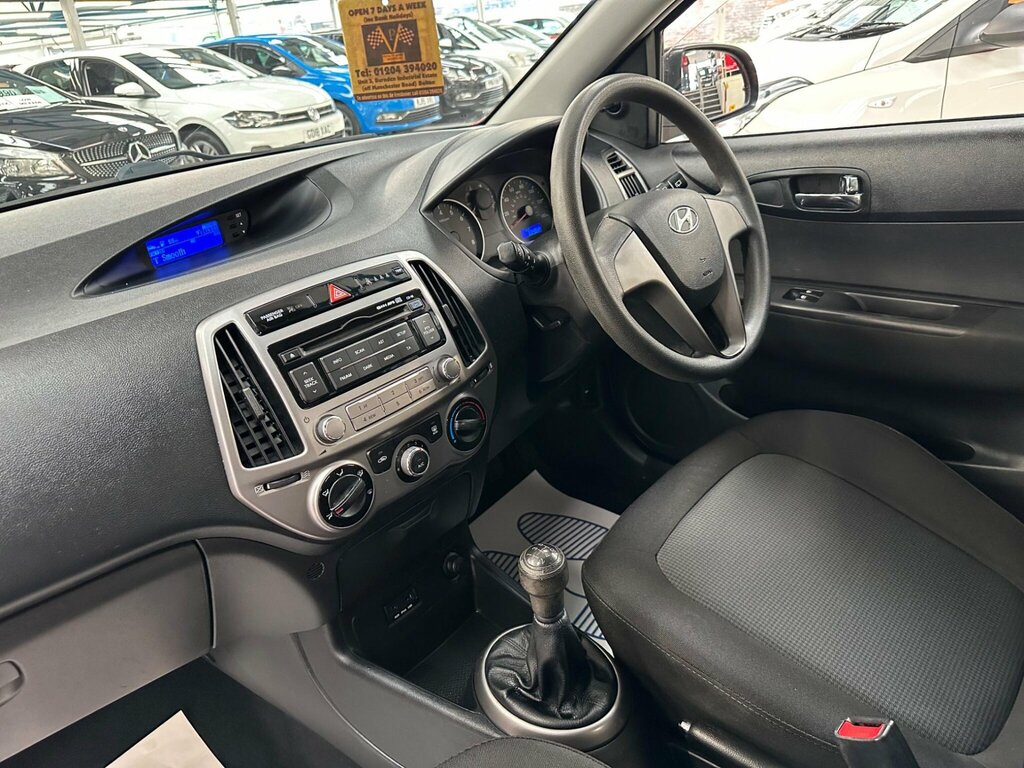 Hyundai I20 1.2 Classic Spec-red-great 1St Car-cheap Tax-sh-dr Red #35