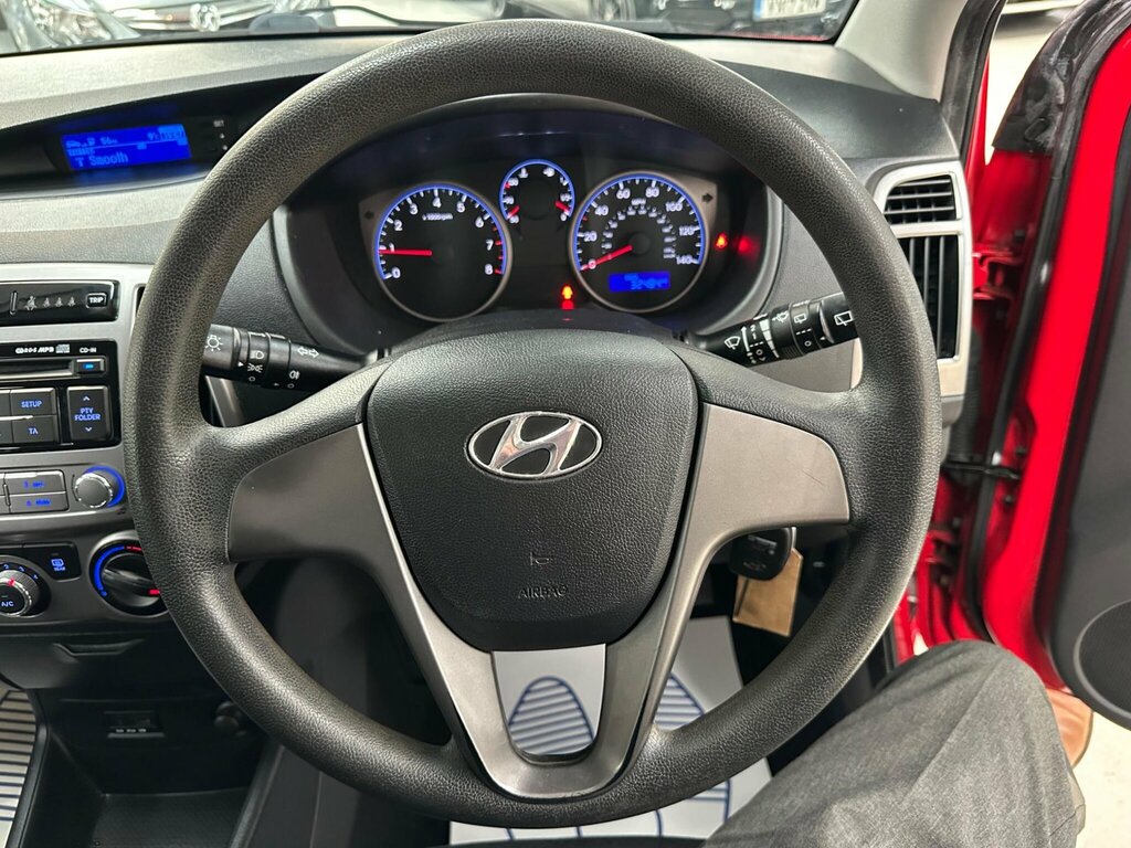 Hyundai I20 1.2 Classic Spec-red-great 1St Car-cheap Tax-sh-dr Red #20