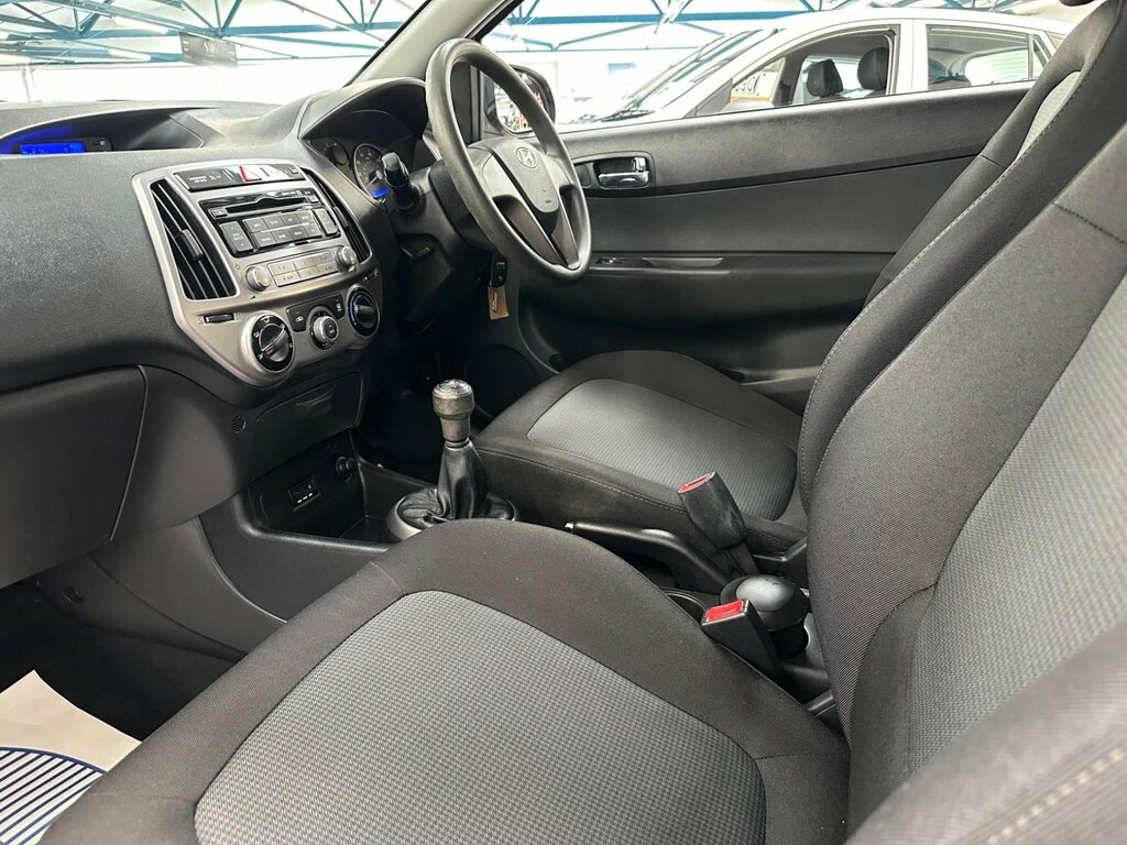 Hyundai I20 1.2 Classic Spec-red-great 1St Car-cheap Tax-sh-dr Red #32